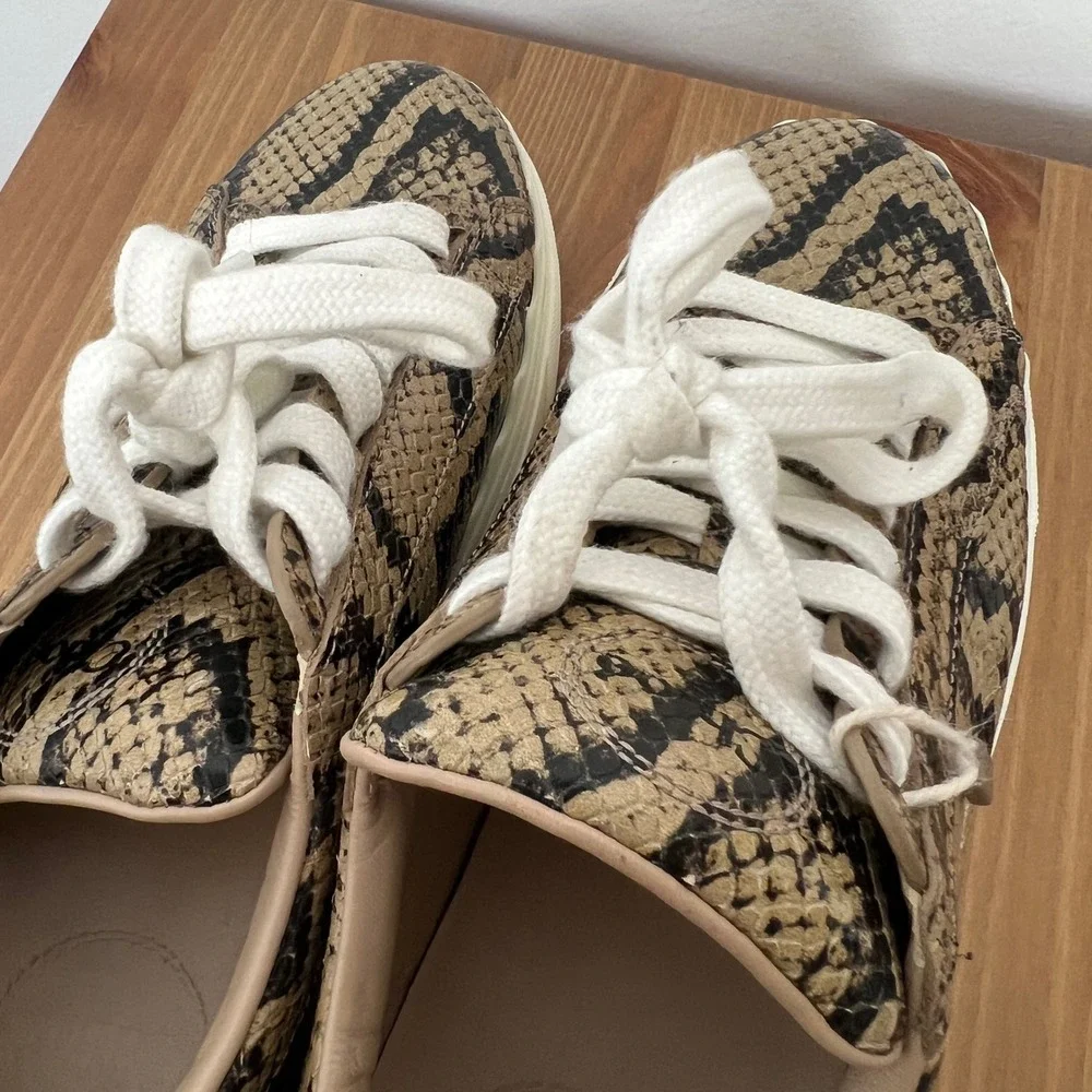 Chloe Lauren Snakeskin Embossed Leather Scalloped Low Top Sneakers Brown 38 - Picture 11 of 11
